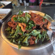 เมนูของร้าน ร้านข้าวแกงกิตติมศักดิ์