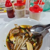 ก๋วยจั๊บ ตลาดสดนครพนม