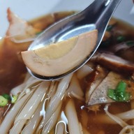 ก๋วยจั๊บ ตลาดสดนครพนม