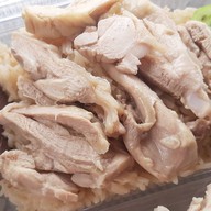 หน้าร้าน ข้าวมันไก่อาฮง หน้าสงวนหญิง
