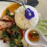 GOFF's bistro 304
