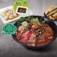 ก๋วยเตี๋ยวเรือเสือหน้าหยก (สูตรเข้มข้นไม่ใส่เลือด) Lotus's Rayong