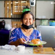 บรรยากาศ ตามสั่งป้าเร 3 หนุ่ม