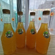 เมนูของร้าน น้ำอ้อยคั้นสดเกล็ดหิมะ ตลาดเสรี สาย5