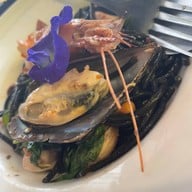 GOFF's bistro 304
