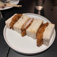 เมนูของร้าน JUA