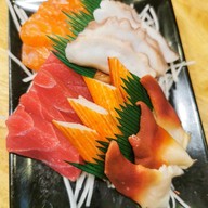 เมนูของร้าน KUKI SUSHI 久喜 ซอย มิสทีน