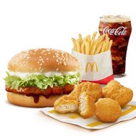 เมนูของร้าน McDonald's อัมรินทร์พลาซ่า ชั้น 1