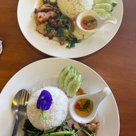 GOFF's bistro 304