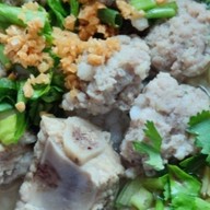 ร้านอิ่มอุ่น กะเพราพริกแห้ง อาหารตามสั่ง สาขาอุดมสุข