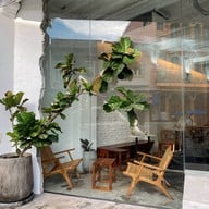 ROÔF Cafe -