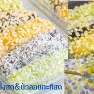 ขนมถั่วแปบแป้งสด บัวลอยกะทิสด บัวลอยแต้จิ๋ว ตลาดนัดโดมข้างโลตัสเอ็กเพรสสามควายเผือก