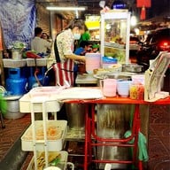 บะหมี่เกี้ยวหมูแดงซอยเท็กซัสเยาวราช