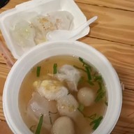 เมนูของร้าน ก๋วยเตี๋ยวปากหม้อนีมะห์ สาขา Jodd Fairs สาขา 2 Jodd Fairs