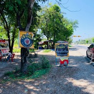 หน้าร้าน ร้านเข้าเนื้อ ก๋วยเตี๋ยวและข้าวกะเพรา ลำนารายณ์