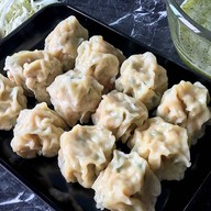 เกี๊ยวต้มสด สุขมวิท64