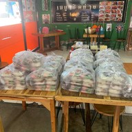 เป็ดย่าง ข้าวมันไก่ 100 ปี คลองหลวงเมืองใหม่