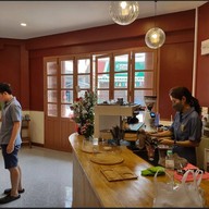 Hongcha cafe ประตูผี