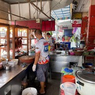 เป็ดย่าง ข้าวมันไก่ 100 ปี คลองหลวงเมืองใหม่