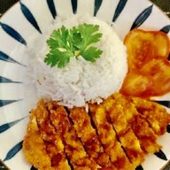 ก๋วยเตี๋ยวไก่ตุ๋นมะระ หมู่บ้านกัสโต้