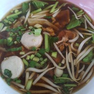 ก๋วยเตี๋ยววัดมูลดงเหล็ก-แยกบางคูวัด