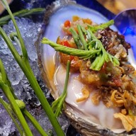 หอยนางรม มาดามแอนหอยใหญ่ กุ้งดอง สำนักงานใหญ่