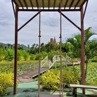 บรรยากาศ Cafe ริมบัว กาญจนบุรี