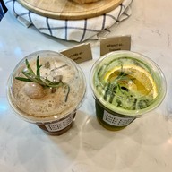 SUNNY RISE UP CAFE Pluakdaeng