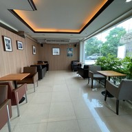 Hom Krun Coffee เชอรรี่มอลล์