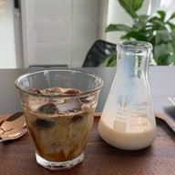 Conbox coffee เลขที่ 51 Conbox coffee เลขที่ 51