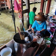 บรรยากาศ ก๋วยเตี๋ยวเจ๊หมวย