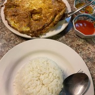 เมนูของร้าน ครูหมู(ร้านต้นตระกูลยมจินดา)