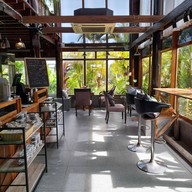 บรรยากาศ Fresco Cafe ชะอำ