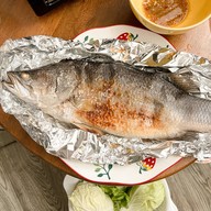 เมนูของร้าน เพ็ญกุ้งเผา ตลาดอ.ต.ก.