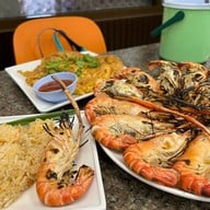 เมนูของร้าน กุ้งเพื่อนแพรว