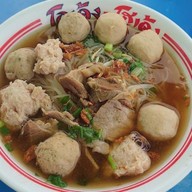 ร้านเจ๊ชลโกเด้ง ตลาดโต้รุ่ง ทอ.(หน้าไอที)