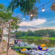 ร้านอาหารตำนานแม่ลา-tamnan Maetaurant