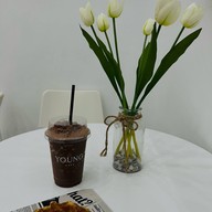 YOUNG cafe -