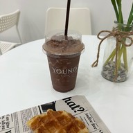 YOUNG cafe -