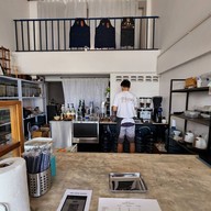 บรรยากาศ OHM Coffee Roaster