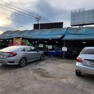 หน้าร้าน ท่าอิฐซีฟู๊ด