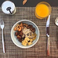 เมนูของร้าน The Bridge Bar & Bistro