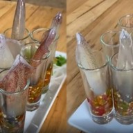 หมึกสดซาซิมิ,หมึกช็อต,หมึกสดย่าง ใต้รถไฟฟ้าบีทีเอสอ่อนนุช