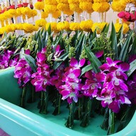 น้ำผึ้ง ร้านดอกไม้ ( วงเวียน ) สาขา 3