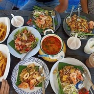ผัดไทยรสเจ็บ (คาเฟ่เดอแฟง)  บางบอน