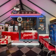 Classic Car Diner