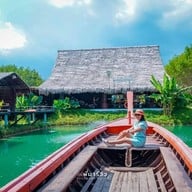 แล้วแต่ปุ๊ The orange Cafe