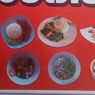 จันทร์ทอแสง