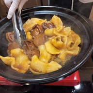 Food or drink of Man Wai Yin (Baan Turtle)