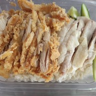 ธ ข้าวมันไก่ตอน ข้าวขาหมูยาจีน